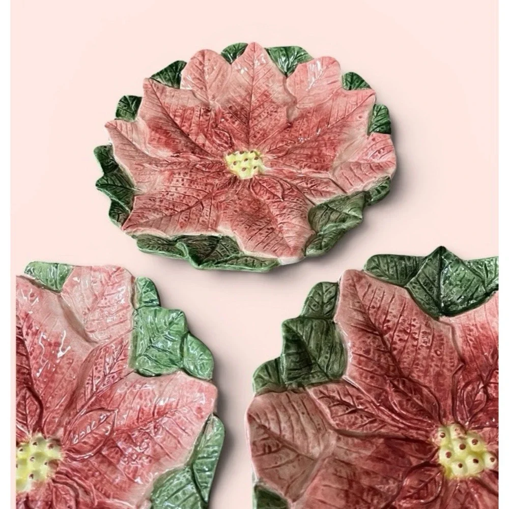 Fitz & Floyd Omnibus Poinsettia Christmas Plates Set Of 3‎ Vintage Japan 1980's